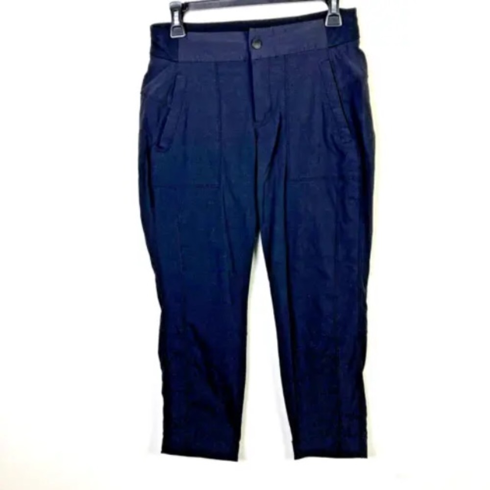 Athleta 2 Pants Trekkie Hiking Outdoor Athletic ankle crop length Black